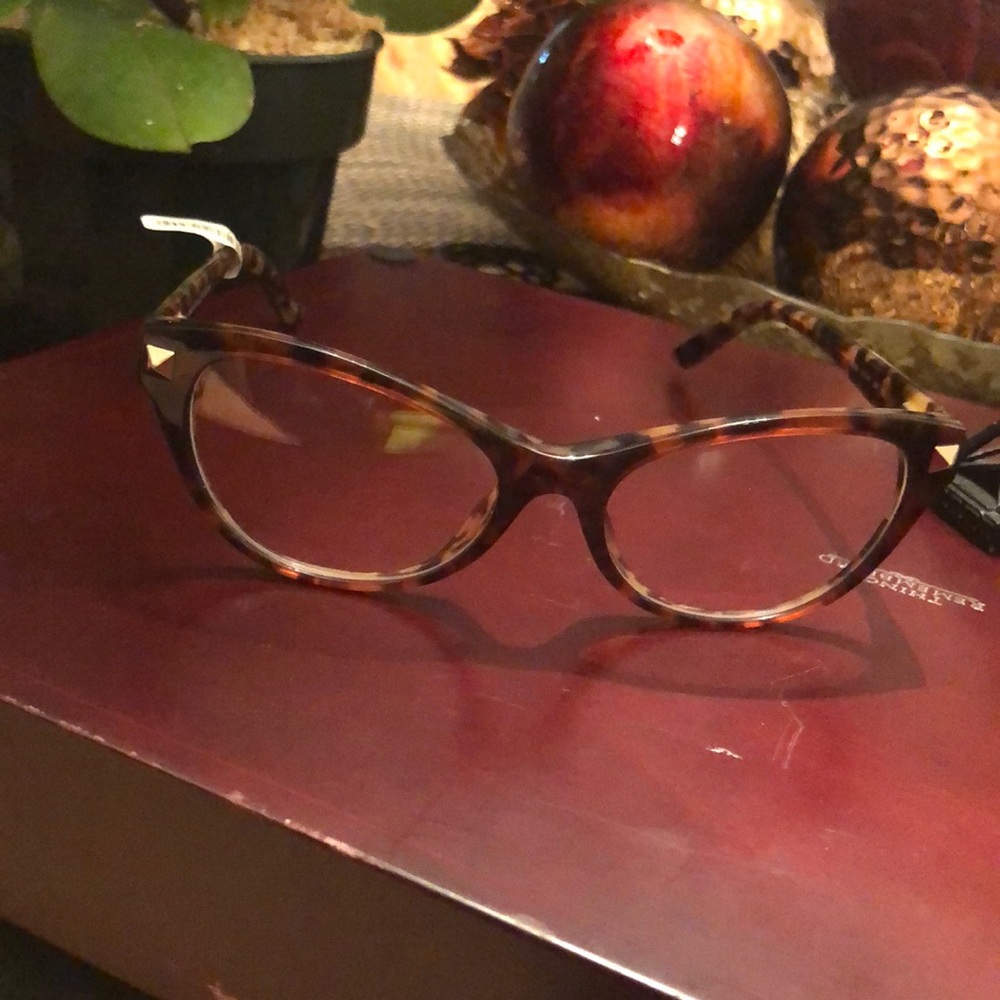 Eye glasses